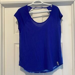Under Armour athletic top size large